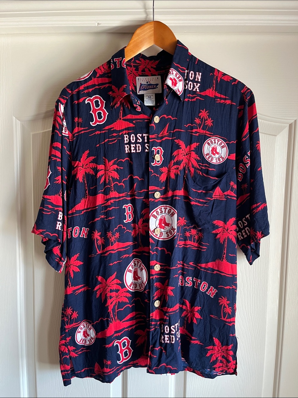 Reyn Spooner Red Sox Tropical Button-Up Shirt Medium Navy, Red, White Boston